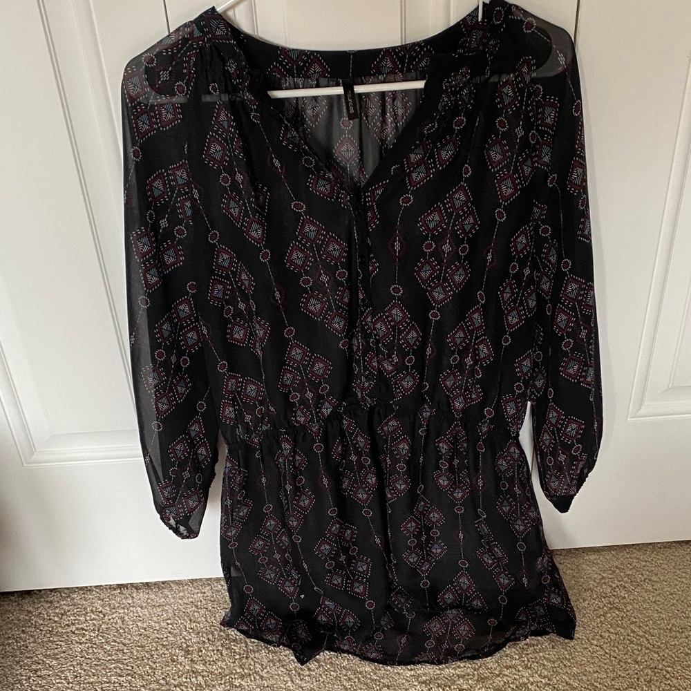 Maurice’s Black Patterned Women's Top